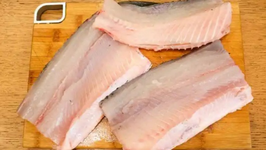 鱼肉的功效作用功能主治是什么，有什么功效作用好处？