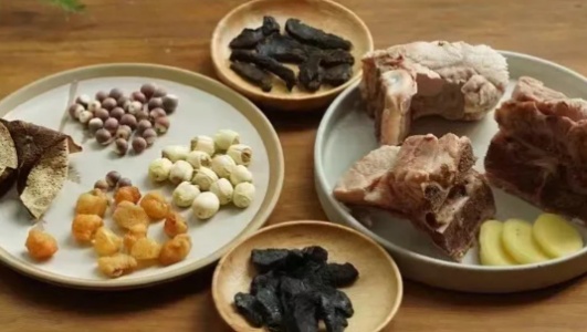 生熟地龙骨汤的功效作用功能主治是什么，有什么功效作用好处？